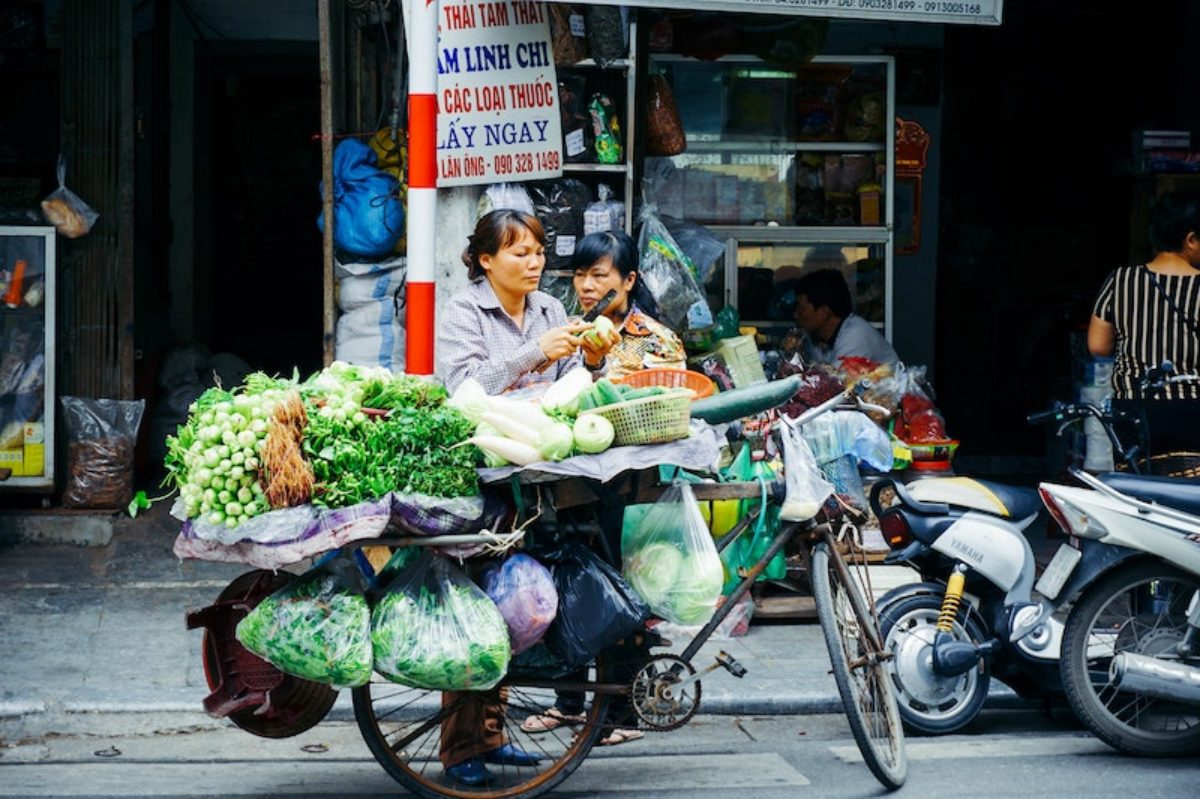 Bicycle vegetable seller in Vietnam